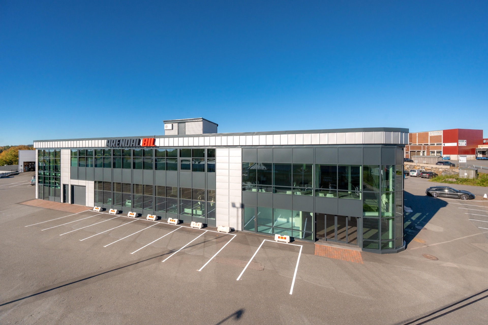 Arendal Bil - bilforhandler i       
  Arendal